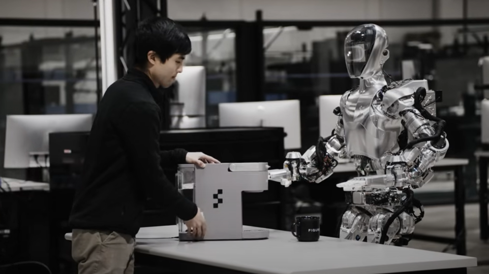 Внедрение человекоподобных роботов все ближе