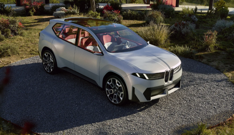 В BMW показали новый электрический внедорожник